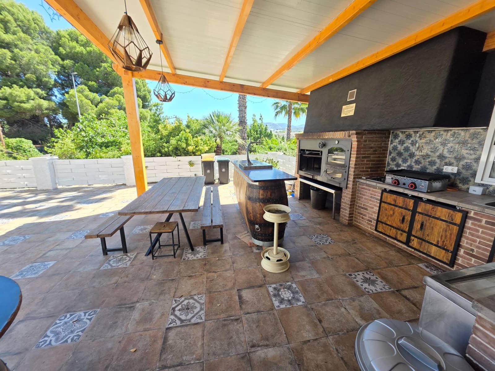 8 bedroom Finca/Country House for sale in Sax with pool garage - € 550,000 (Ref: 9865312)