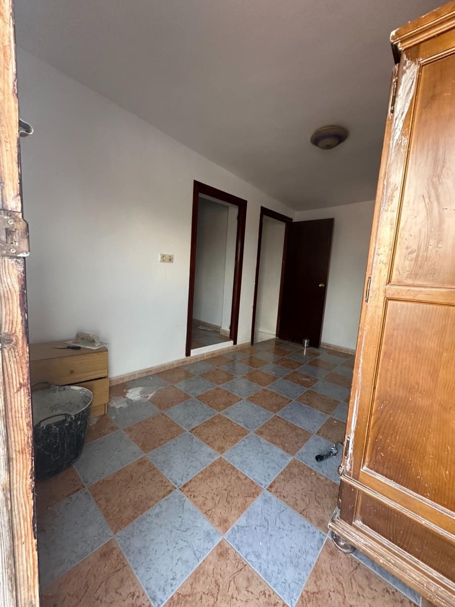 4 bedroom Townhouse for sale in Purchena - € 34,000 (Ref: 9888984)