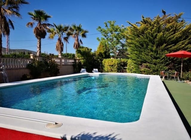 5 sovrum Villa till salu i Alcoy / Alcoi med pool garage - 430 000 € (Ref: 9911168)