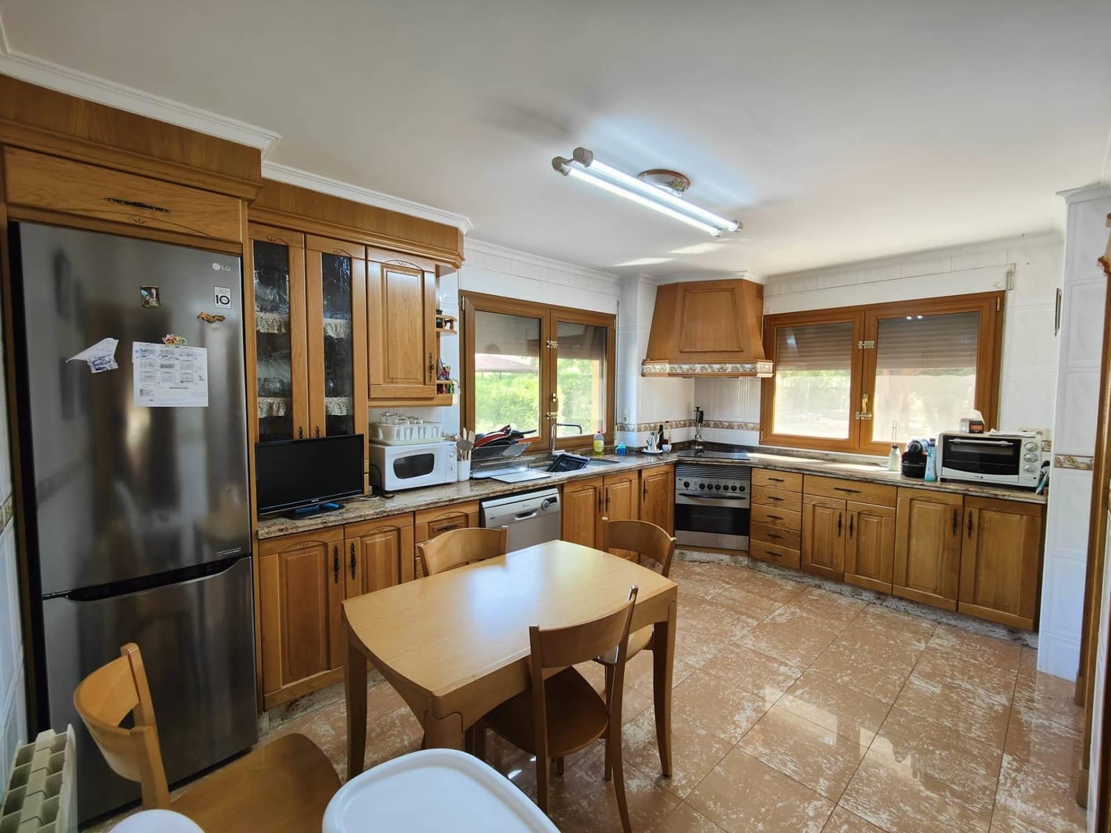 5 bedroom Villa for sale in Alcoy / Alcoi with pool garage - € 430,000 (Ref: 9911168)