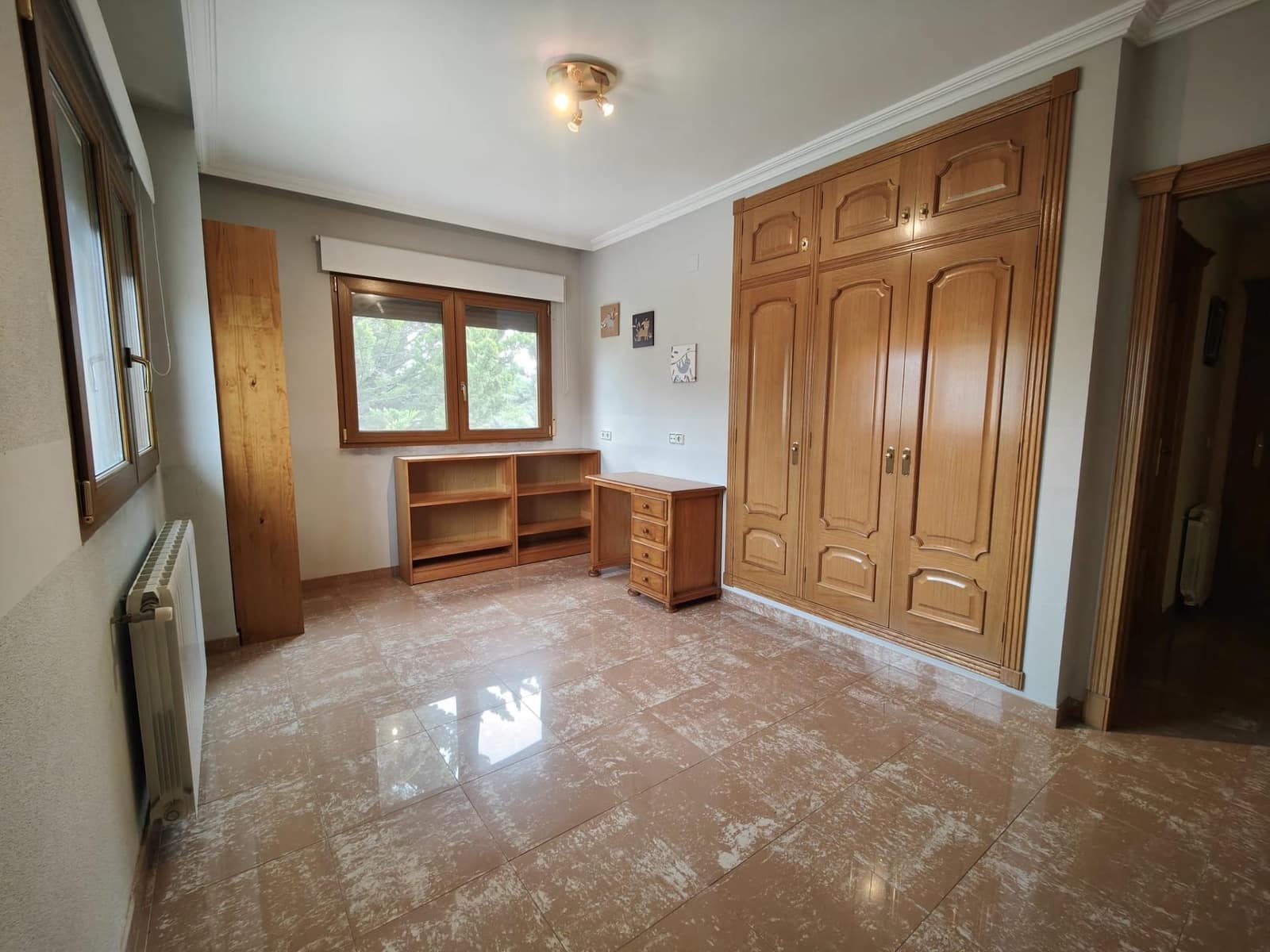 5 bedroom Villa for sale in Alcoy / Alcoi with pool garage - € 430,000 (Ref: 9911168)