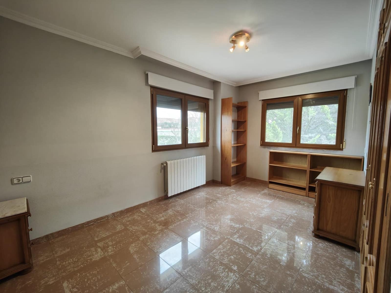 5 bedroom Villa for sale in Alcoy / Alcoi with pool garage - € 430,000 (Ref: 9911168)