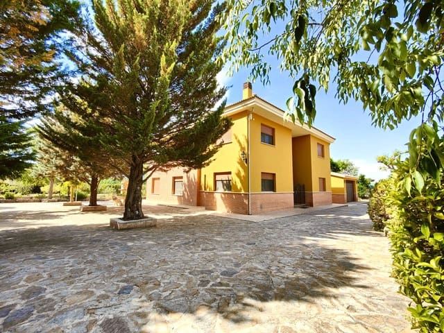 5 sovrum Villa till salu i Alcoy / Alcoi med pool garage - 430 000 € (Ref: 9911168)