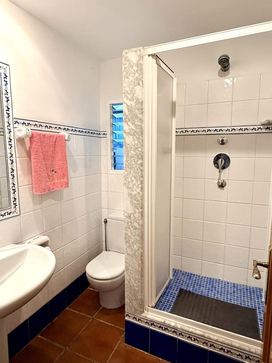 4 bedroom Villa for sale in Cocentaina with pool garage - € 695,000 (Ref: 9913274)
