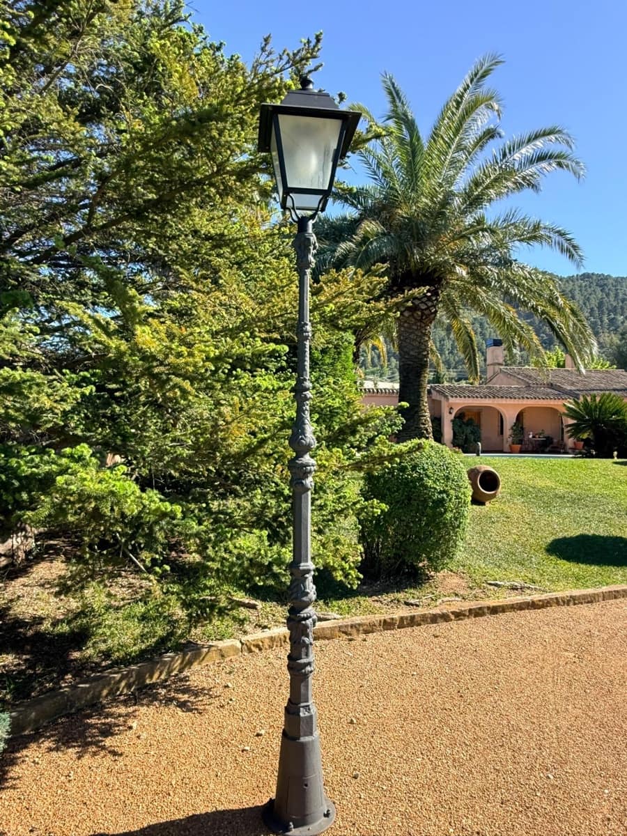 4 bedroom Villa for sale in Cocentaina with pool garage - € 695,000 (Ref: 9913274)