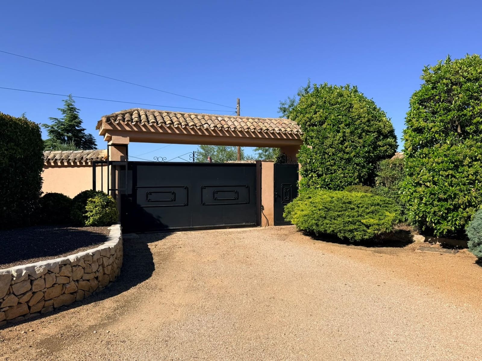 4 bedroom Villa for sale in Cocentaina with pool garage - € 695,000 (Ref: 9913274)