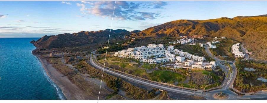 2 quarto Apartamento para venda em Mojacar com garagem - 350 000 € (Ref: 9916972)