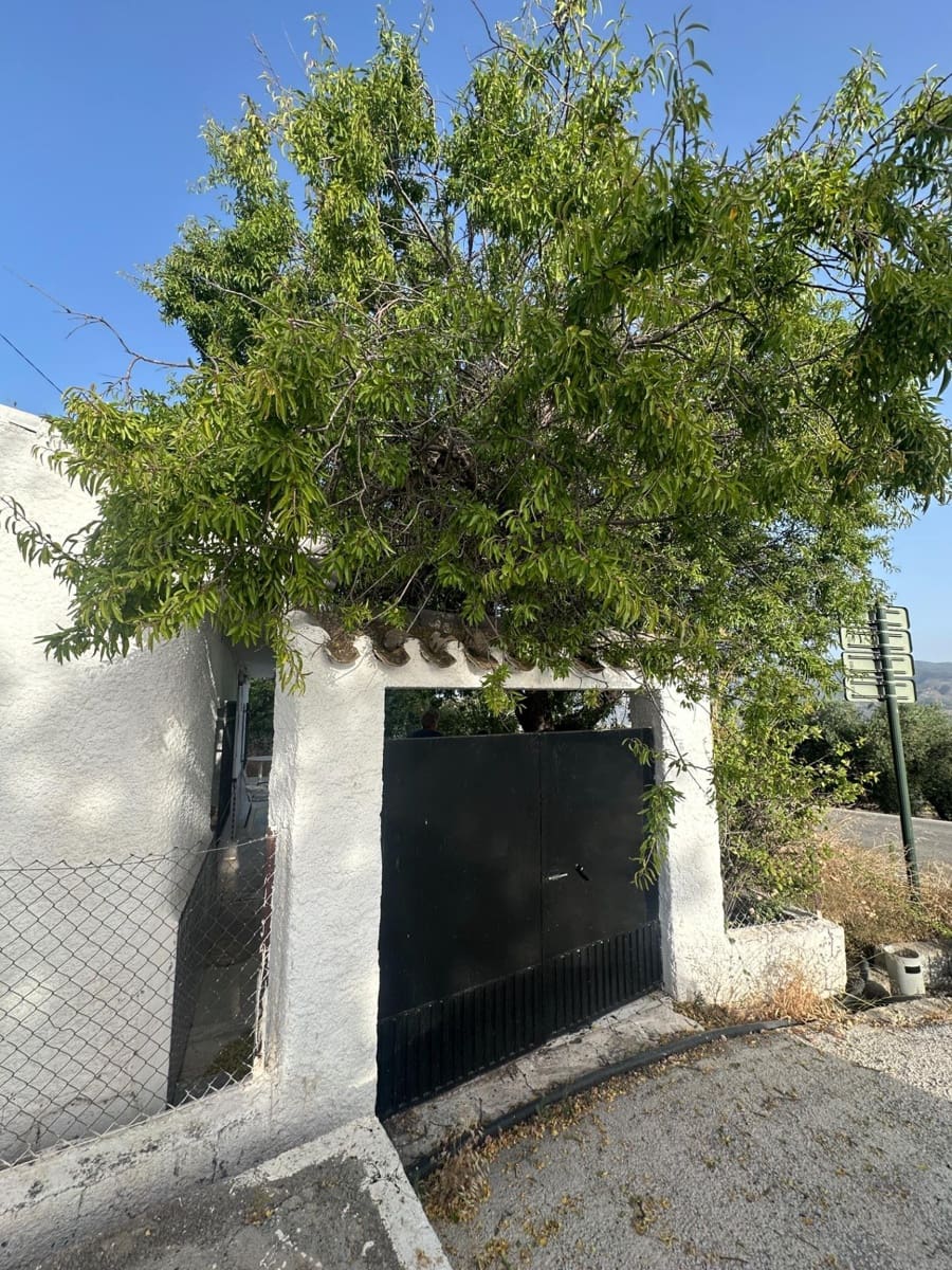 2 bedroom Finca/Country House for sale in Somontin with garage - € 78,000 (Ref: 9920543)