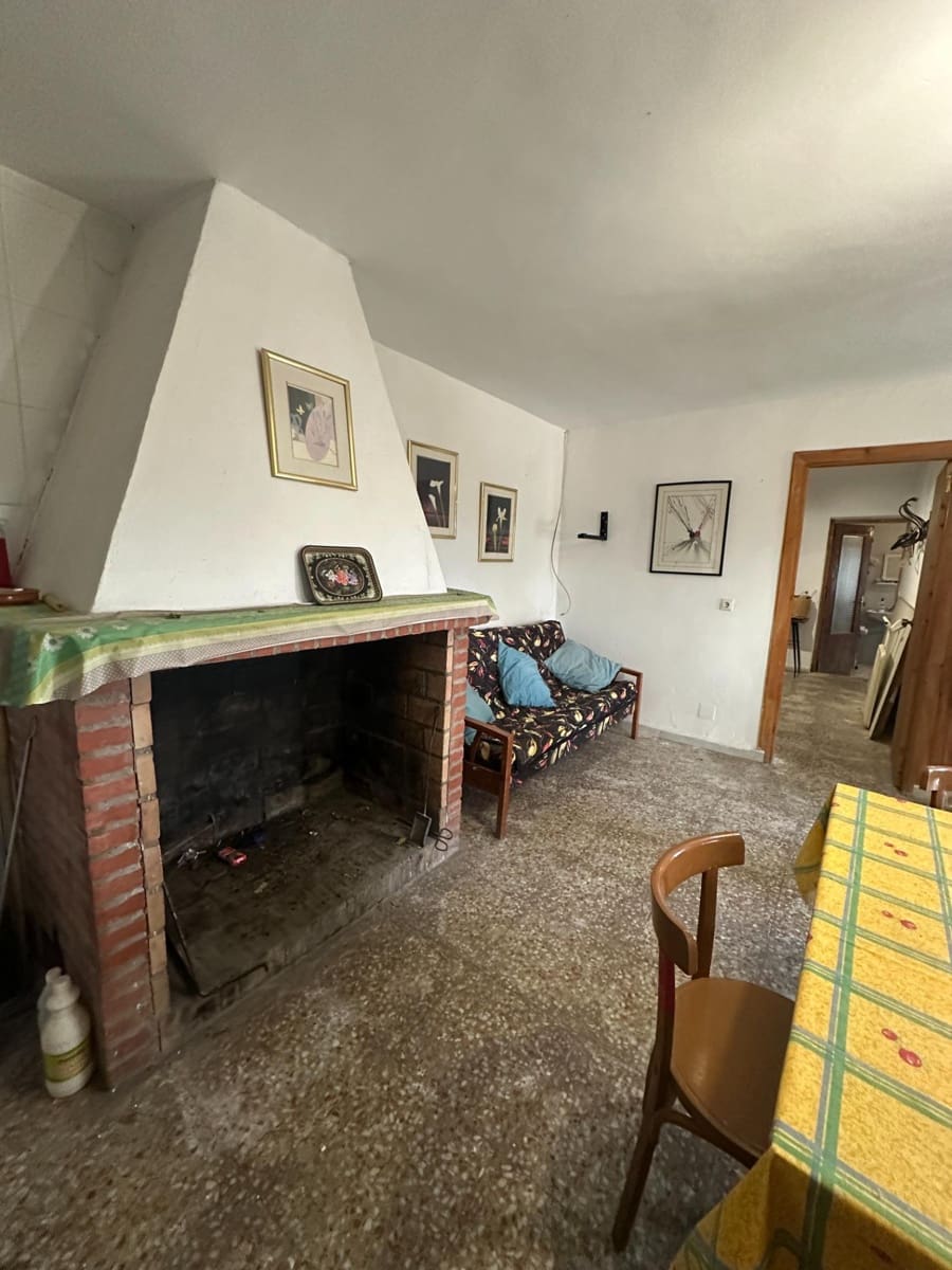 2 bedroom Finca/Country House for sale in Somontin with garage - € 78,000 (Ref: 9920543)