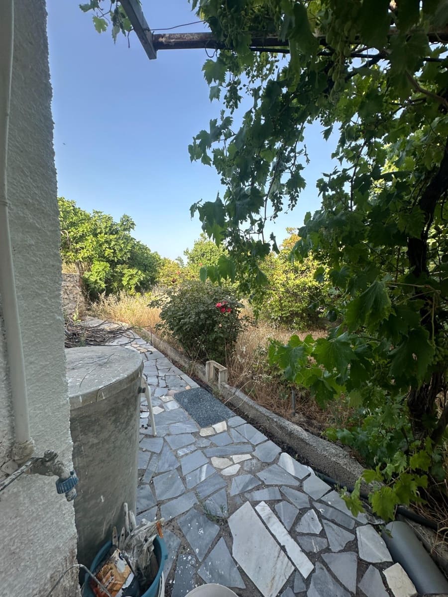 2 bedroom Finca/Country House for sale in Somontin with garage - € 78,000 (Ref: 9920543)