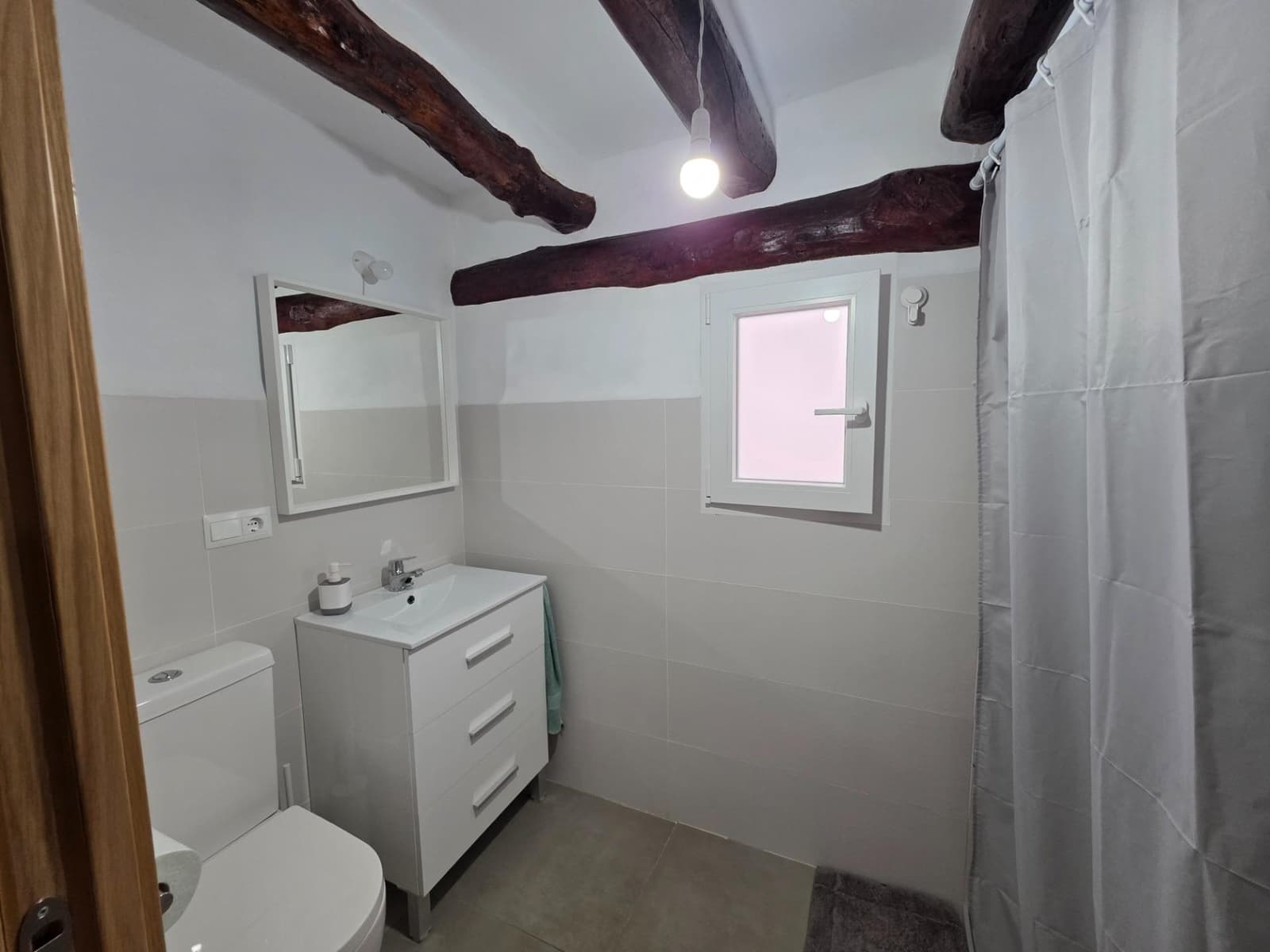 6 bedroom Townhouse for sale in Vall de Gallinera with garage - € 445,000 (Ref: 9927520)