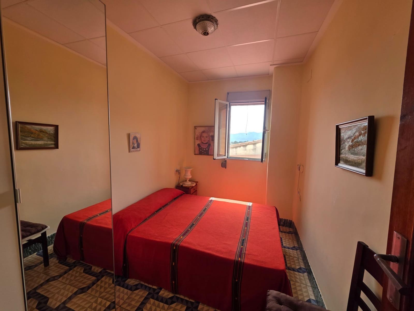6 bedroom Townhouse for sale in Vall de Gallinera with garage - € 445,000 (Ref: 9927520)