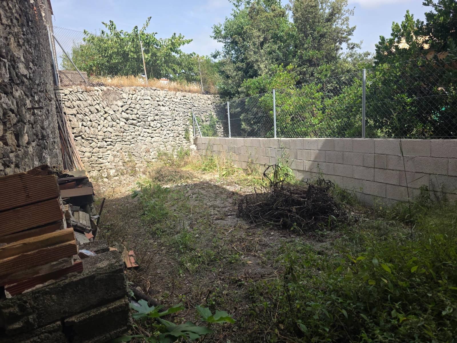 6 bedroom Townhouse for sale in Vall de Gallinera with garage - € 445,000 (Ref: 9927520)