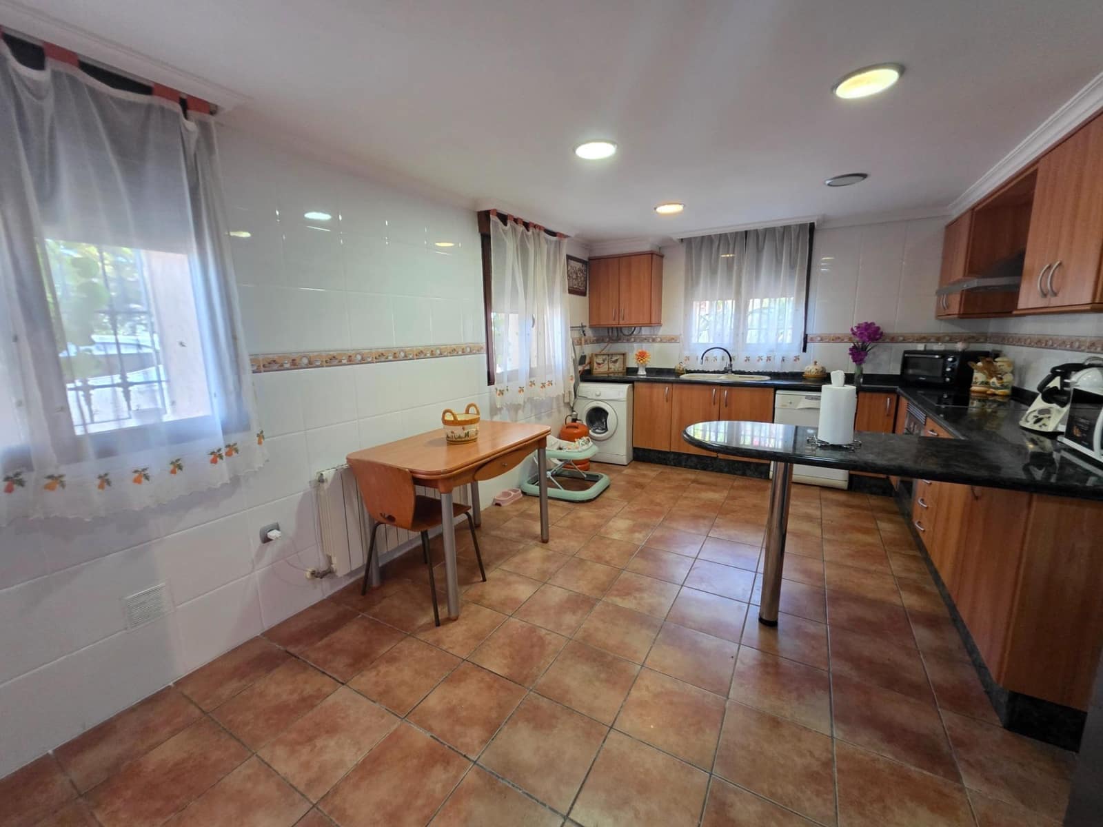 3 soveværelse Villa til salg i Cocentaina med garage - € 360.000 (Ref: 9940070)