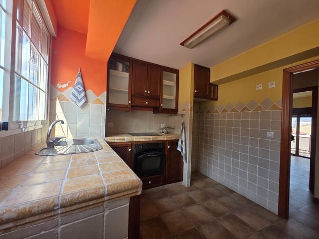 3 slaapkamer Flat te koop in Cocentaina - € 100.000 (Ref: 9985073)