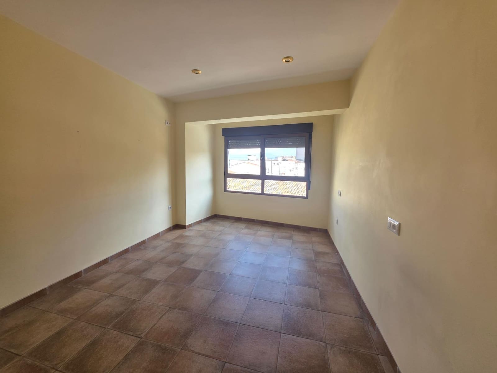 3 soverom Leilighet til salgs i Cocentaina - € 100 000 (Ref: 9985073)