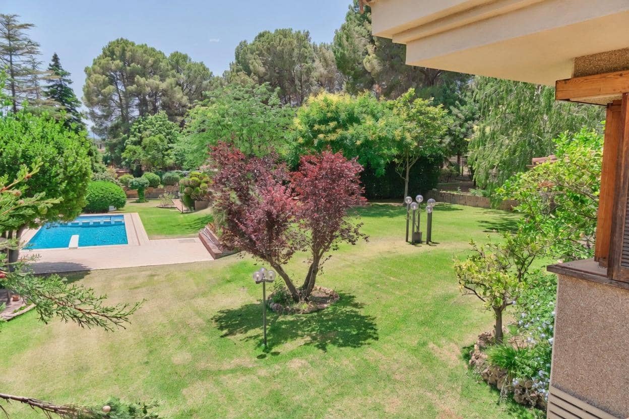 Chalet de 8 habitaciones en Muro de Alcoy en venta con piscina garaje - 1.950.000 € (Ref: 9986961)