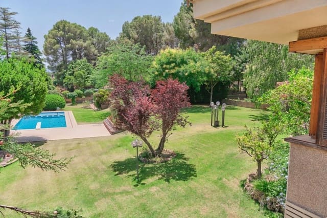 Chalet de 8 habitaciones en Muro de Alcoy en venta con piscina garaje - 1.950.000 € (Ref: 9986961)
