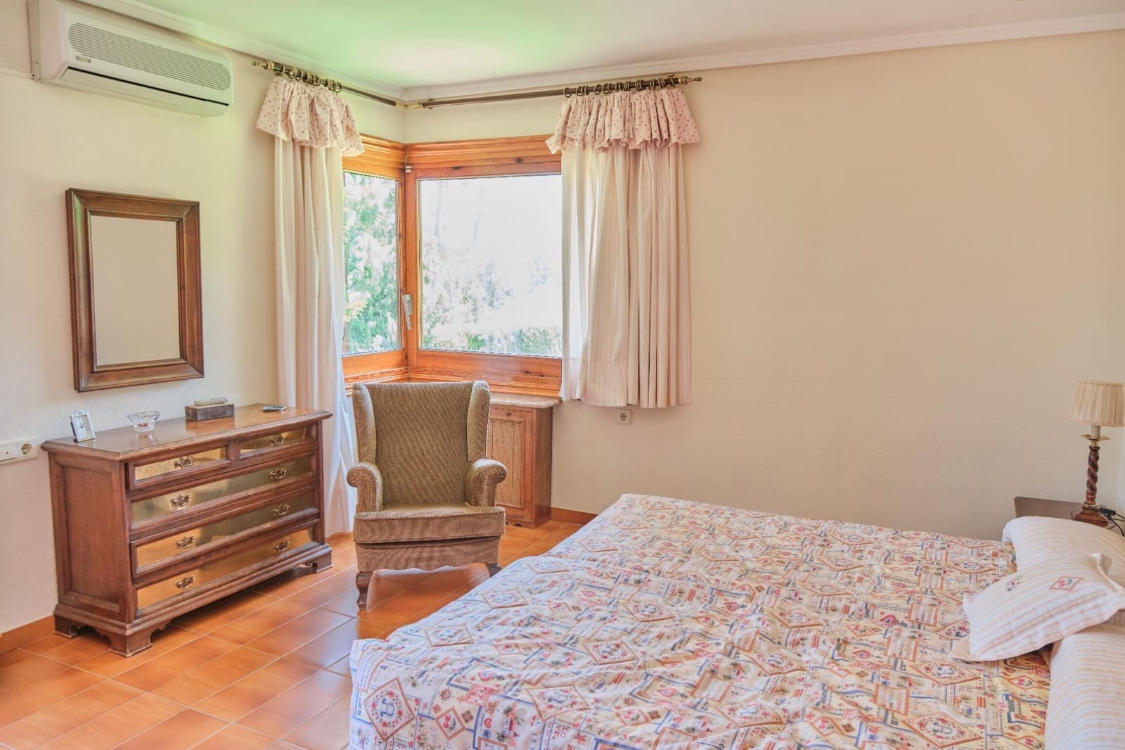 Chalet de 8 habitaciones en Muro de Alcoy en venta con piscina garaje - 1.950.000 € (Ref: 9986961)