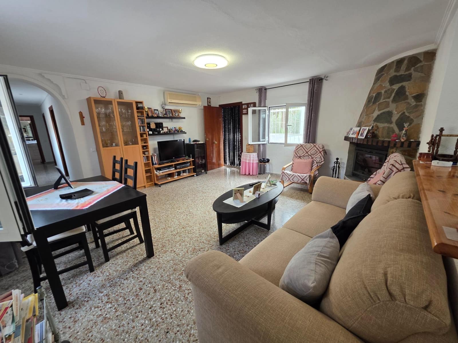 3 soveværelse Villa til salg i Aguas de Busot / Aigues med swimmingpool garage - € 450.000 (Ref: 9990806)