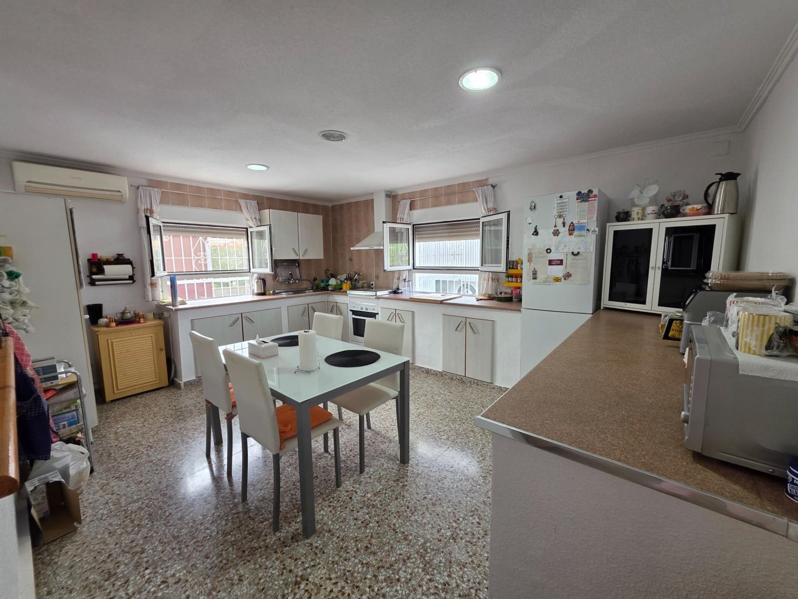 3 soveværelse Villa til salg i Aguas de Busot / Aigues med swimmingpool garage - € 450.000 (Ref: 9990806)