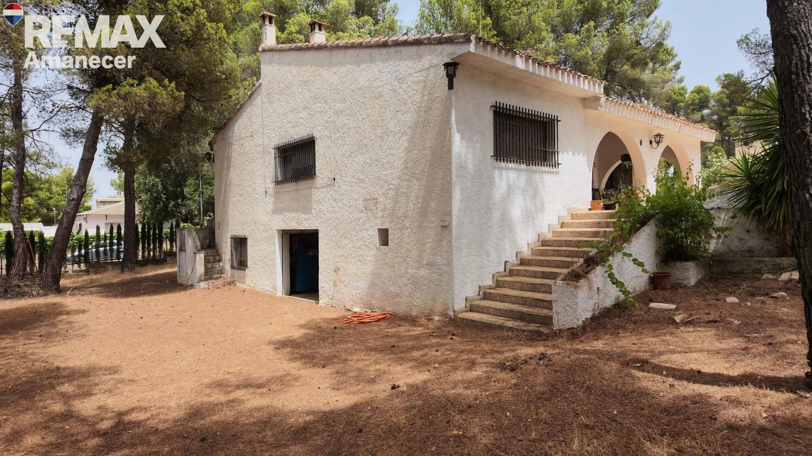5 bedroom Finca/Country House for sale in Banyeres de Mariola with pool garage - € 450,000 (Ref: 10015626)