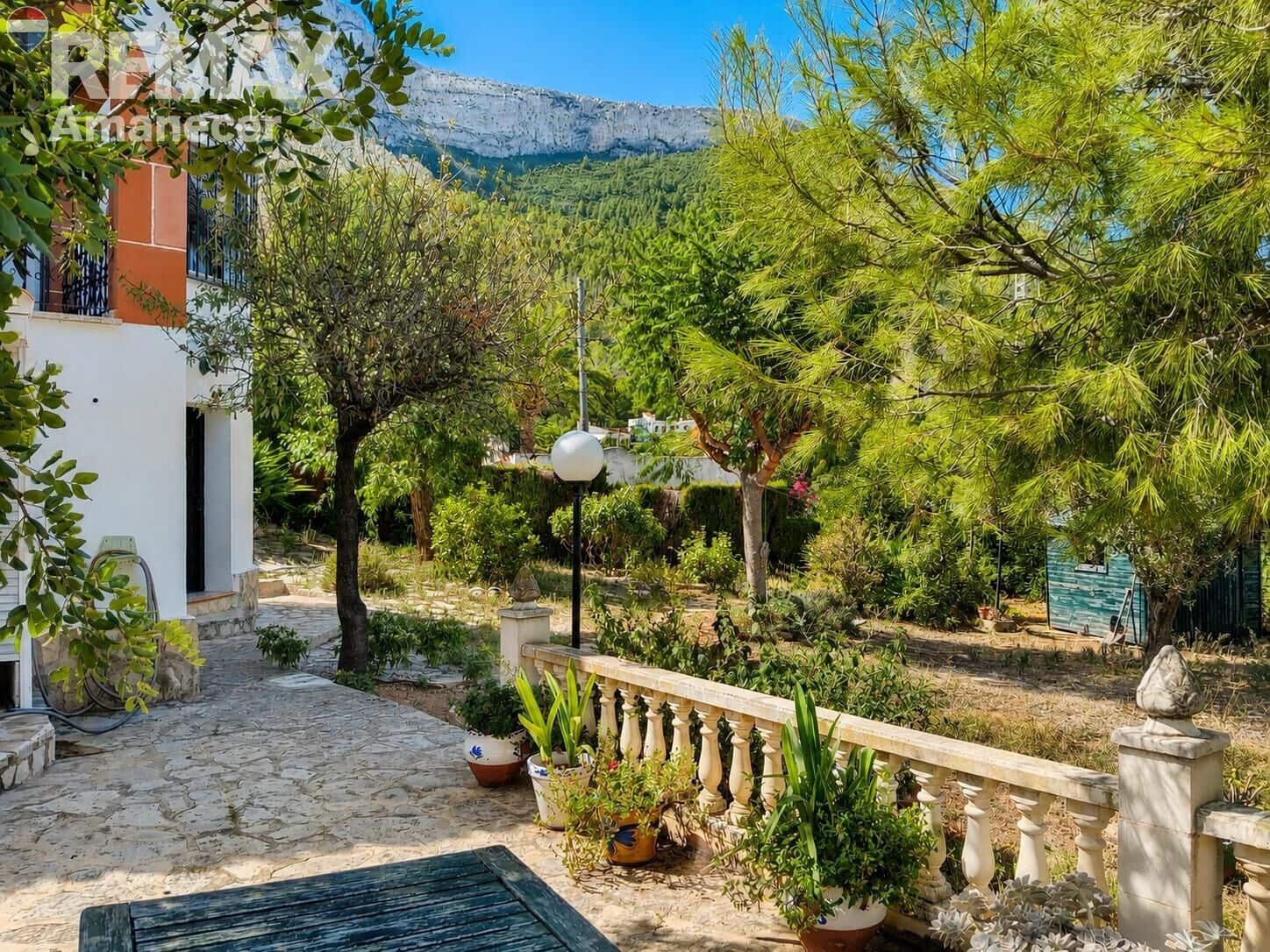 3 bedroom Villa for sale in Denia with garage - € 500,000 (Ref: 10030622)