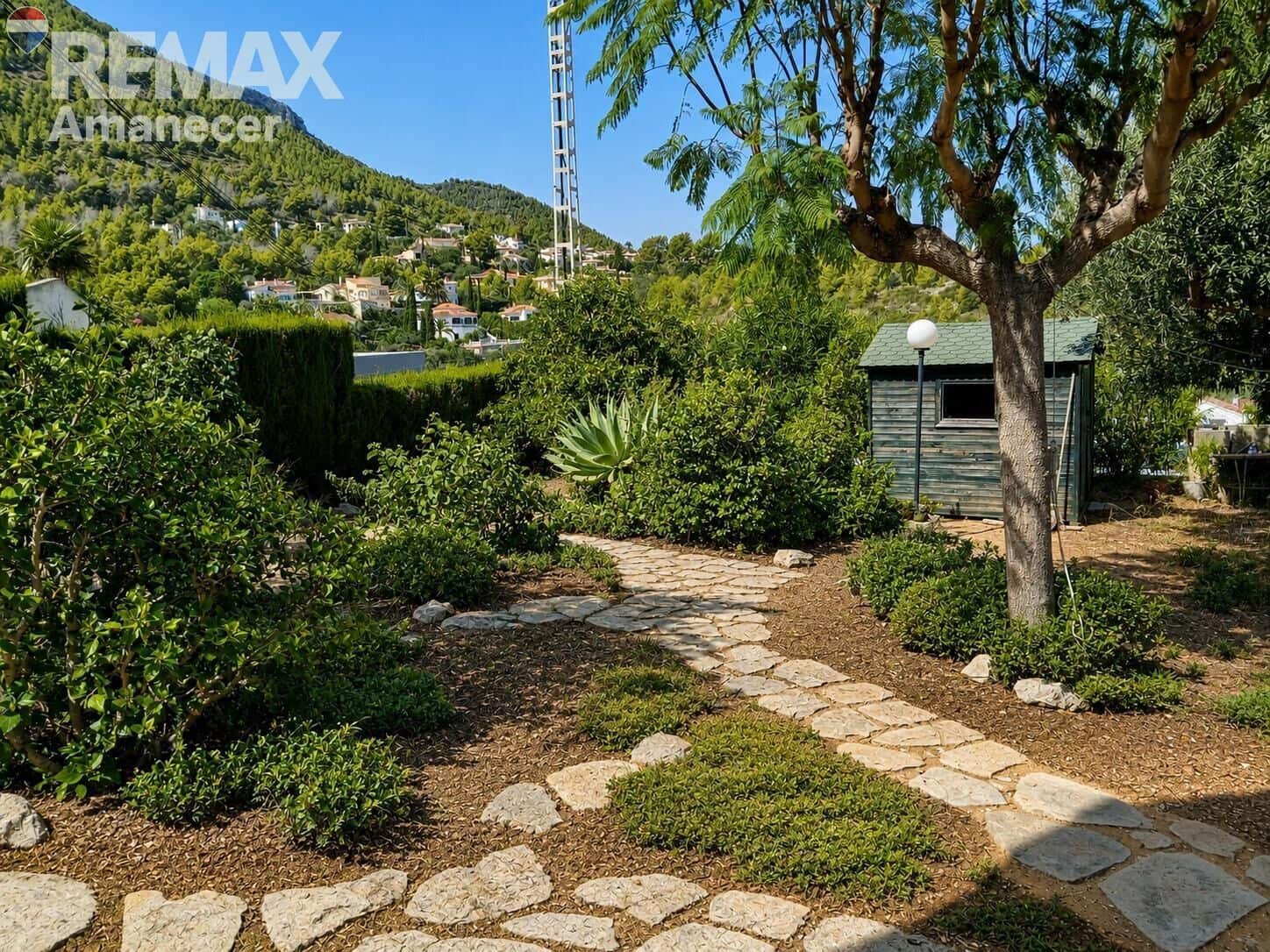 3 bedroom Villa for sale in Denia with garage - € 500,000 (Ref: 10030622)