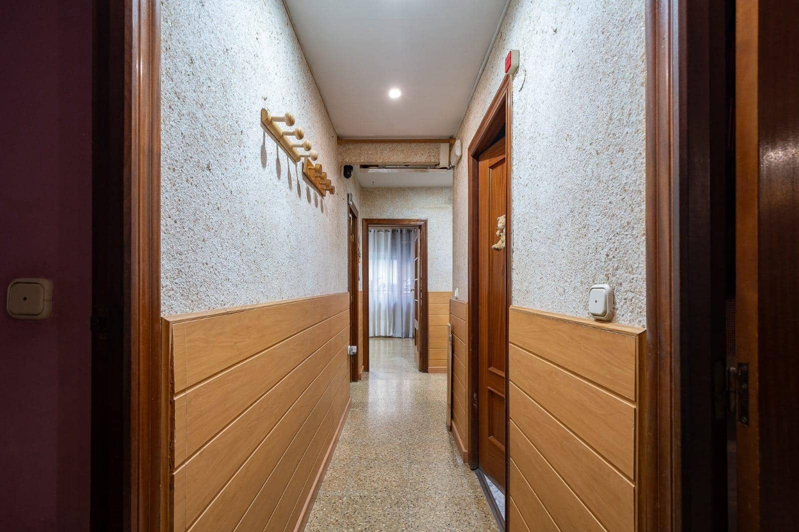 4 soveværelse Lejlighed til salg i Valencia by - € 185.000 (Ref: 10030624)