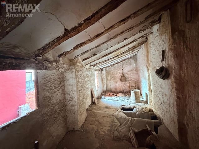 4 quarto Casa em Banda para venda em Enguera - 42 000 € (Ref: 10109741)