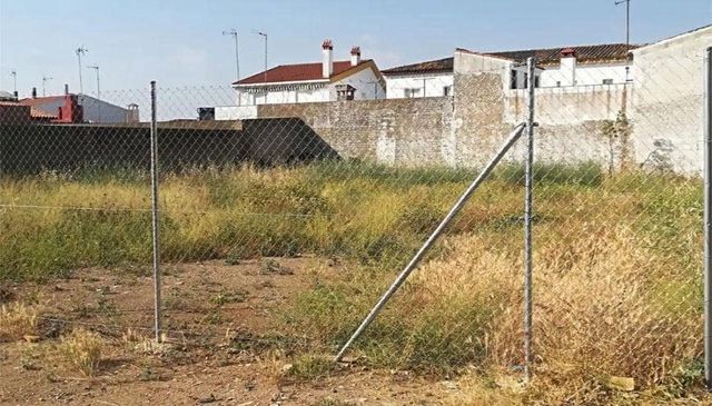 Building Plot for sale in Los Santos de Maimona - € 71,050 (Ref: 10120243)