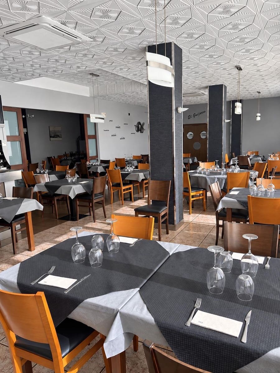 Restaurant/Bar for sale in Maella - € 950,000 (Ref: 10166719)