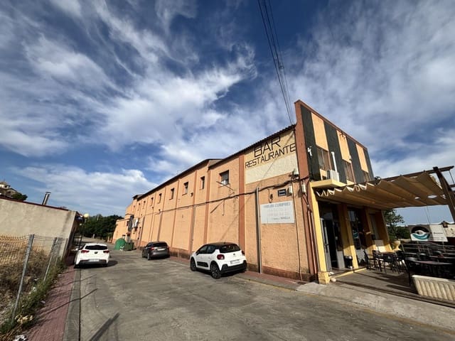 Restaurant/Bar til salg i Maella - € 950.000 (Ref: 10166719)