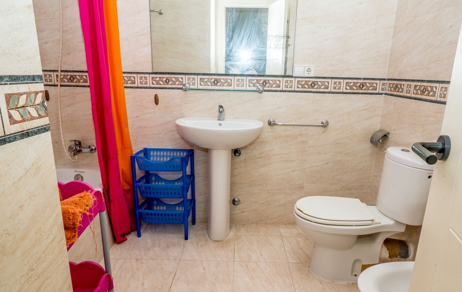 4 bedroom Flat for sale in Denia with garage - € 550,000 (Ref: 9168809)