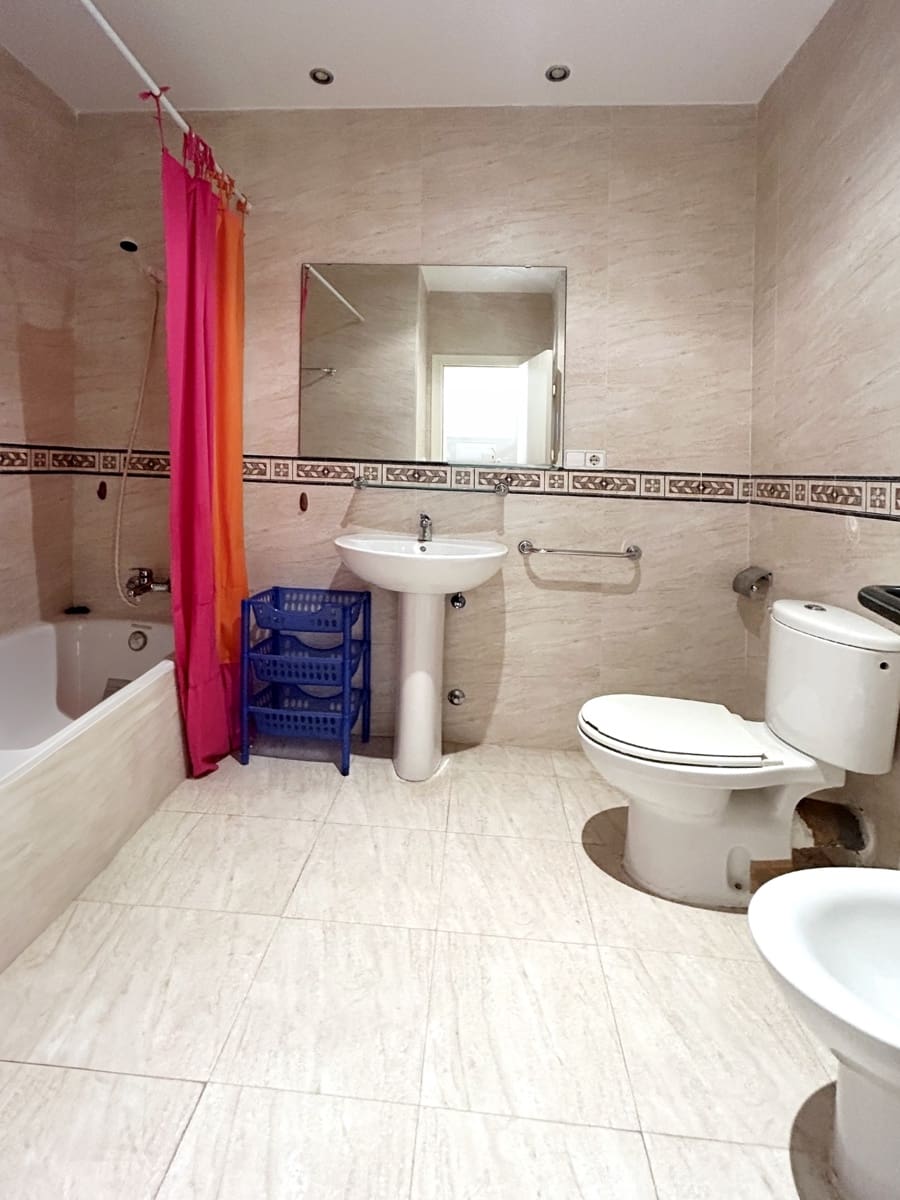 4 bedroom Flat for sale in Denia with garage - € 550,000 (Ref: 9168809)