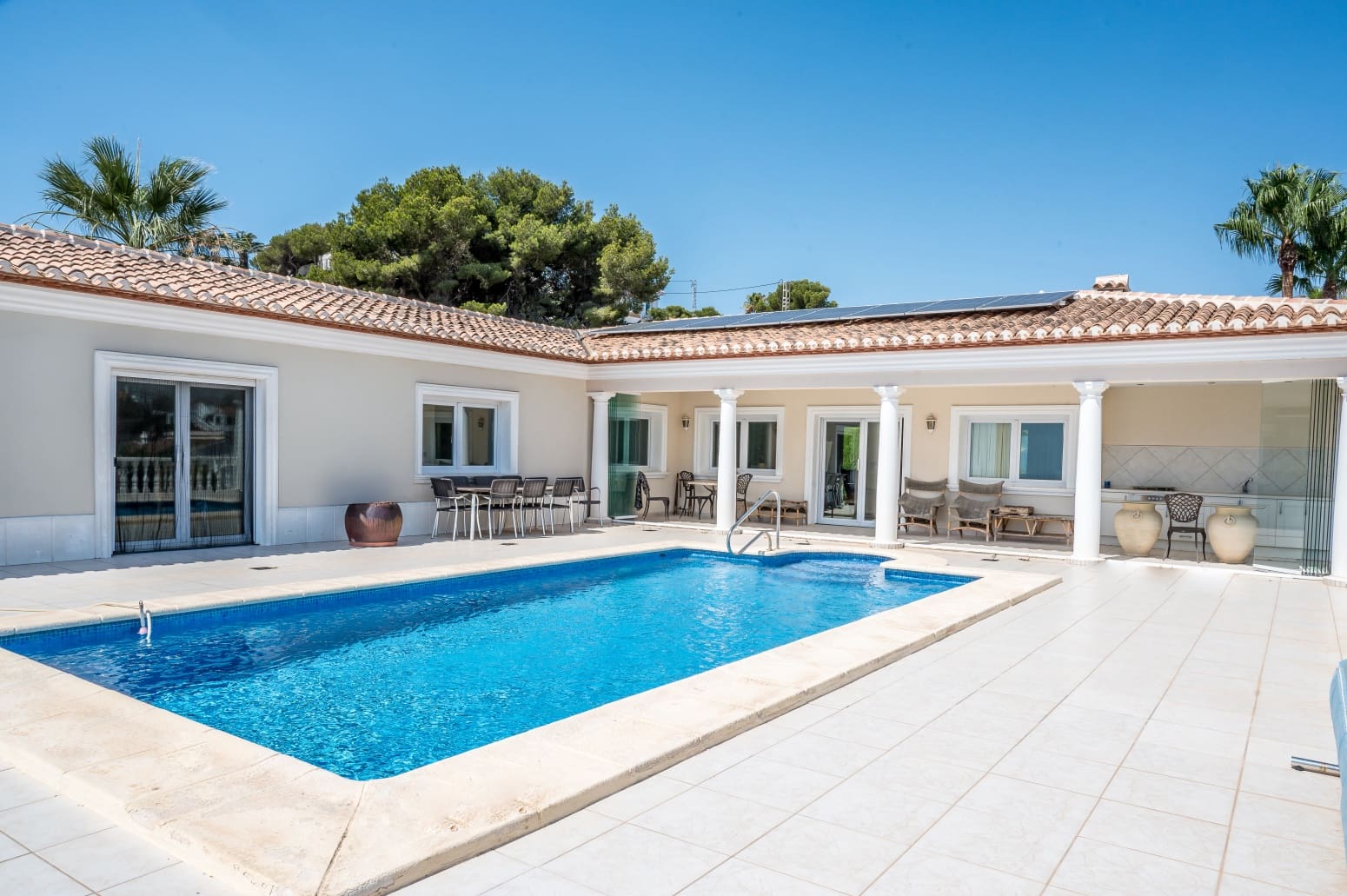3 soveværelse Villa til salg i Moraira med swimmingpool garage - € 930.000 (Ref: 9168817)