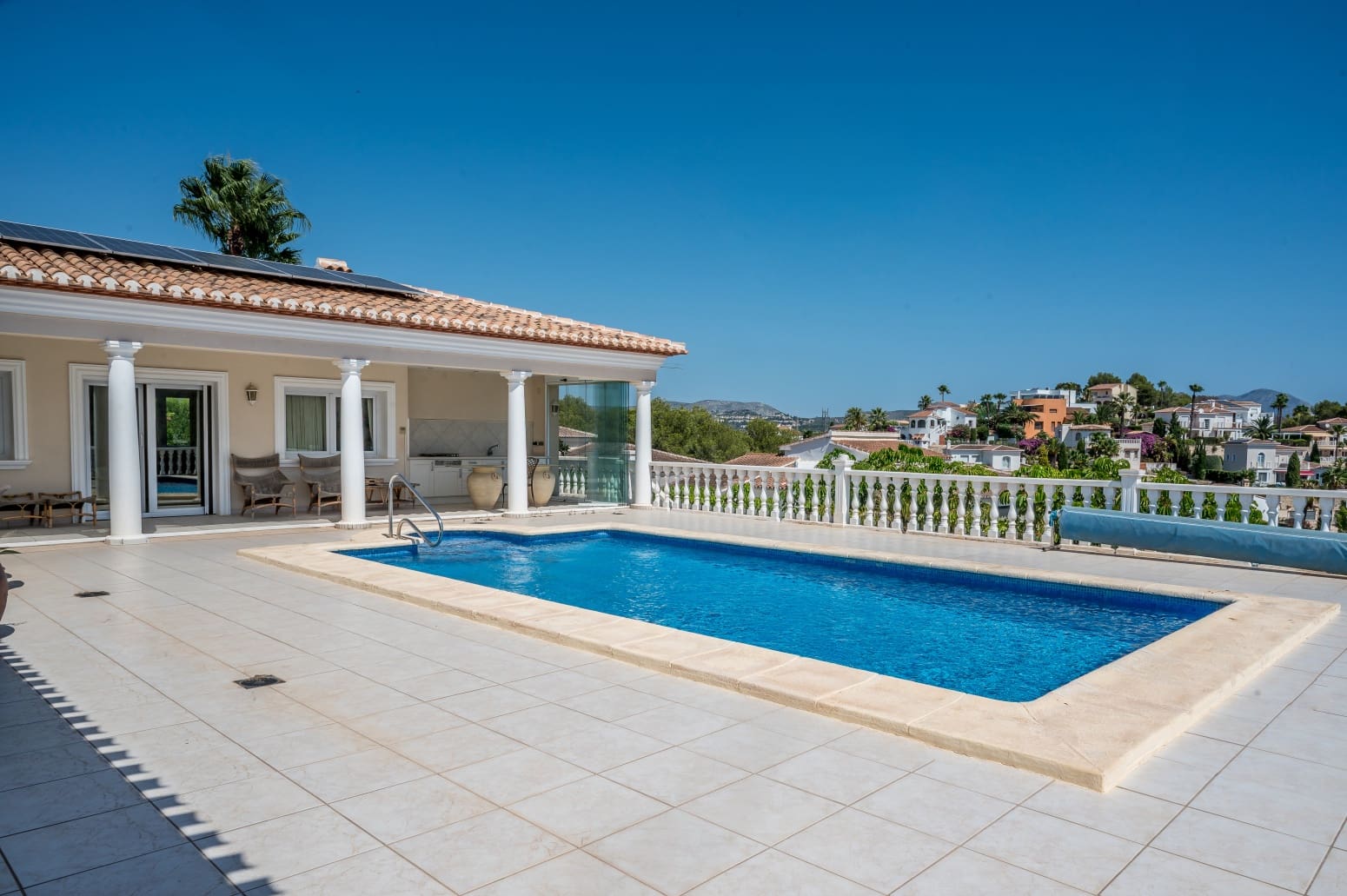 3 soveværelse Villa til salg i Moraira med swimmingpool garage - € 930.000 (Ref: 9168817)