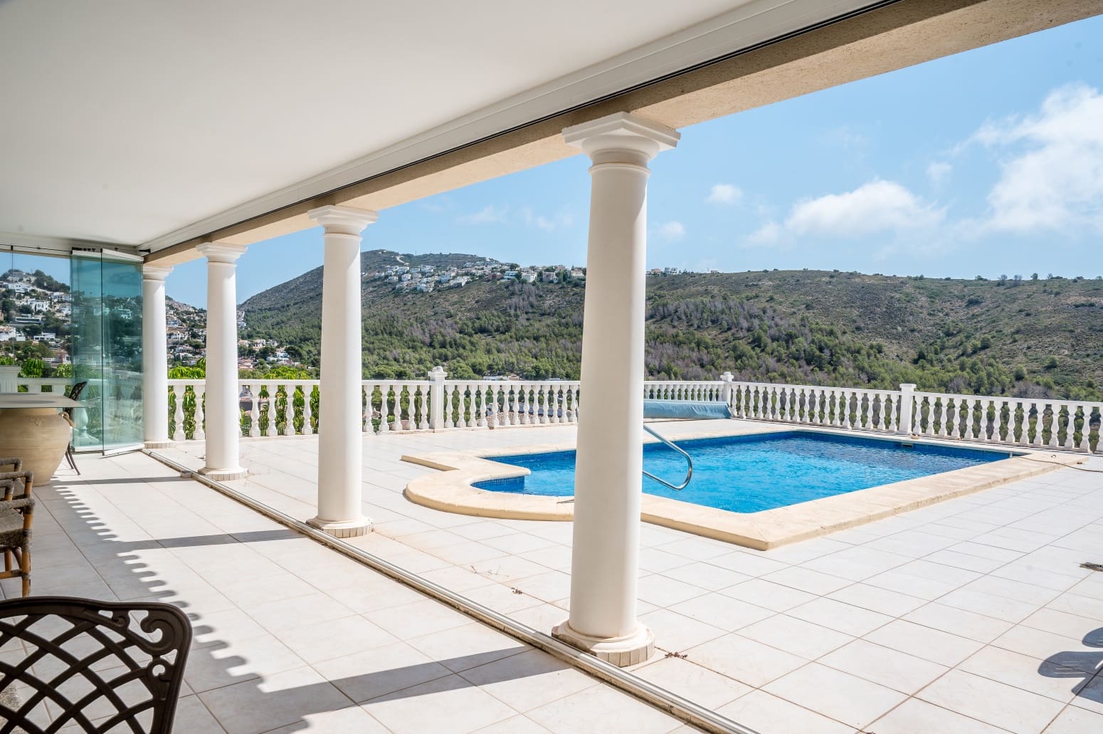 3 soveværelse Villa til salg i Moraira med swimmingpool garage - € 930.000 (Ref: 9168817)