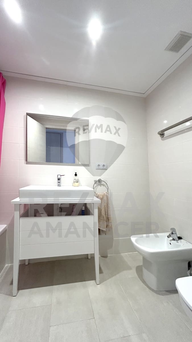 2 soveværelse Lejlighed til salg i Denia med garage - € 325.000 (Ref: 9168820)