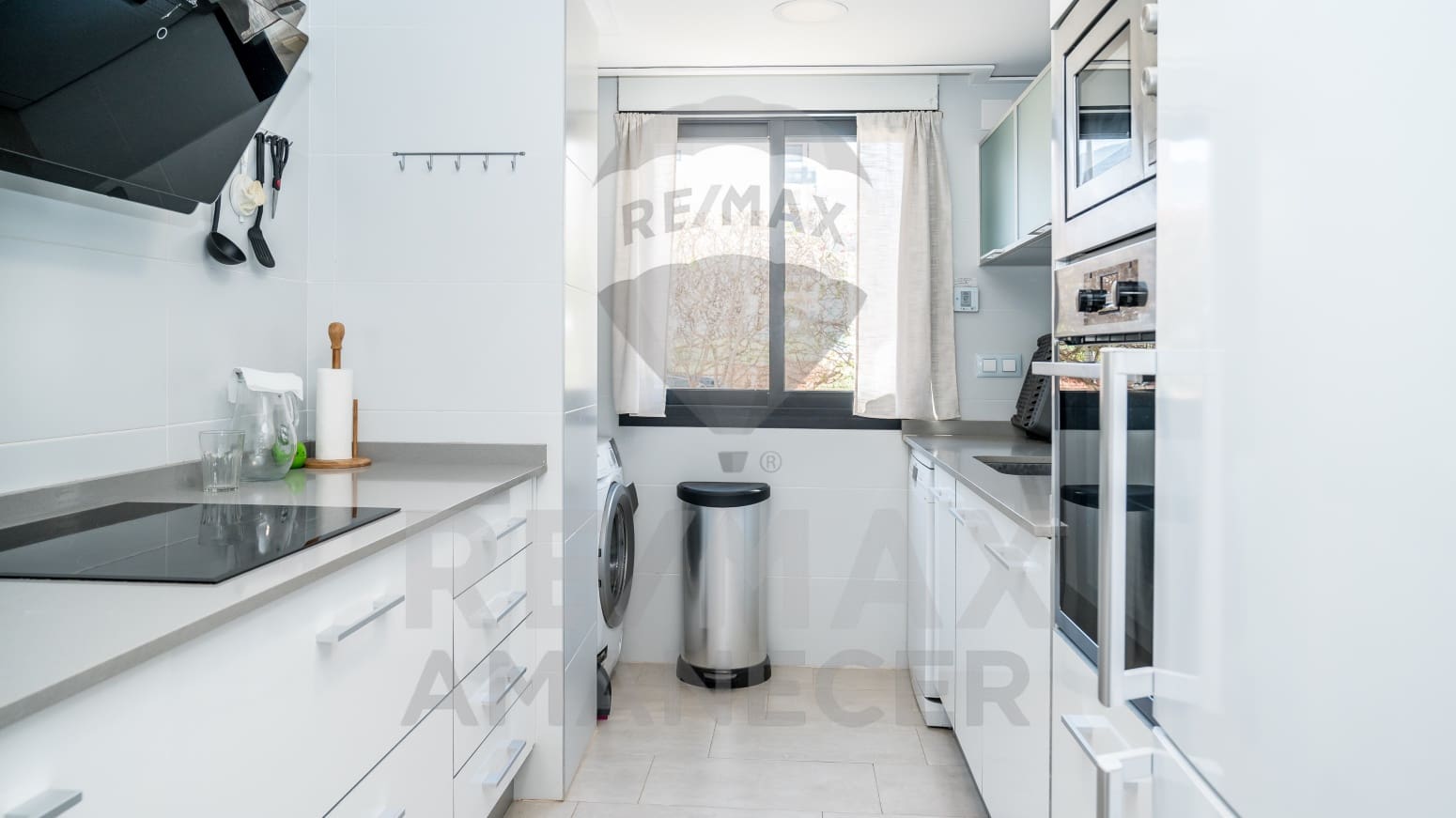 2 soveværelse Lejlighed til salg i Denia med garage - € 325.000 (Ref: 9168820)