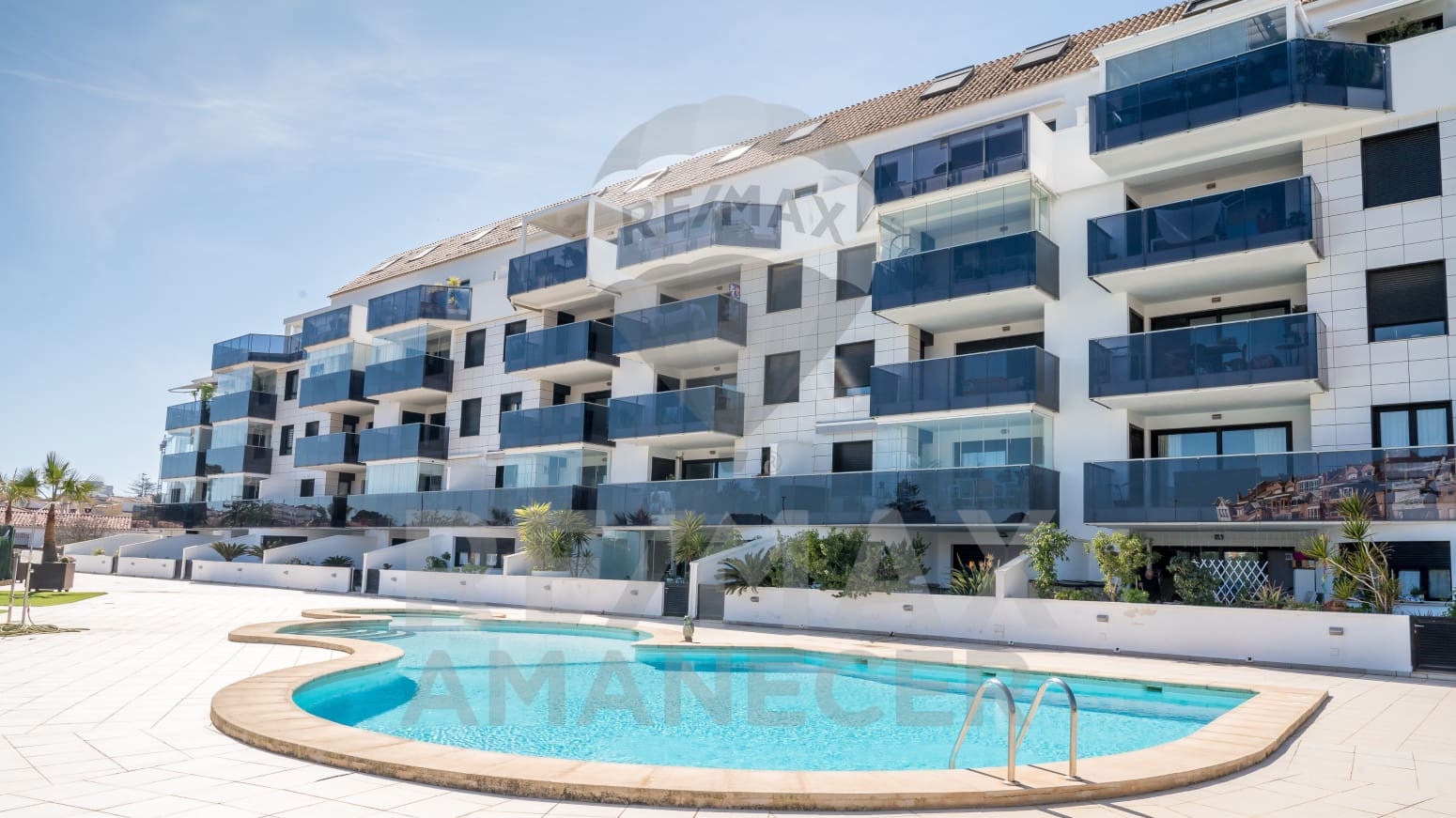 2 soveværelse Lejlighed til salg i Denia med garage - € 325.000 (Ref: 9168820)