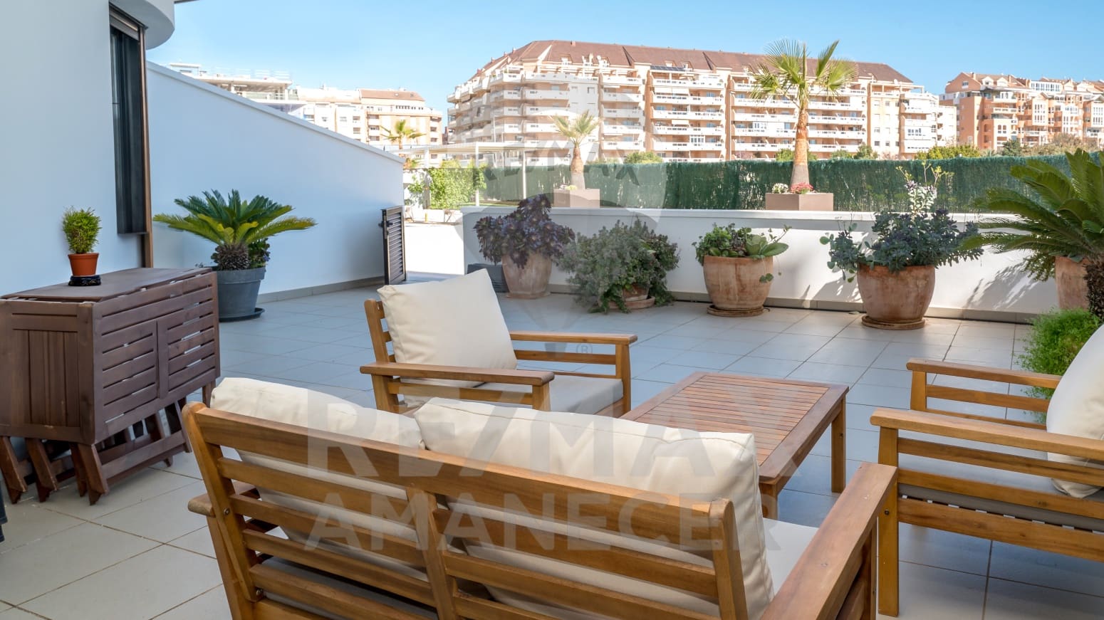 2 soveværelse Lejlighed til salg i Denia med garage - € 325.000 (Ref: 9168820)