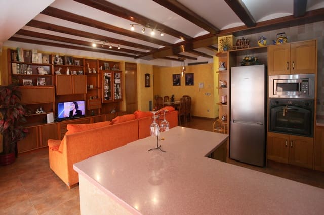 4 Zimmer Villa zu verkaufen in Tavernes de la Valldigna - 270.000 € (Ref: 9168821)