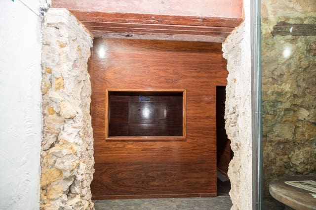 Villa til salg i Xàtiva - € 290.000 (Ref: 9168824)