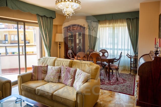 4 camera da letto Appartamento in vendita in Centro Urbano, Dénia con garage - 415.000 € (Rif: 9231018)