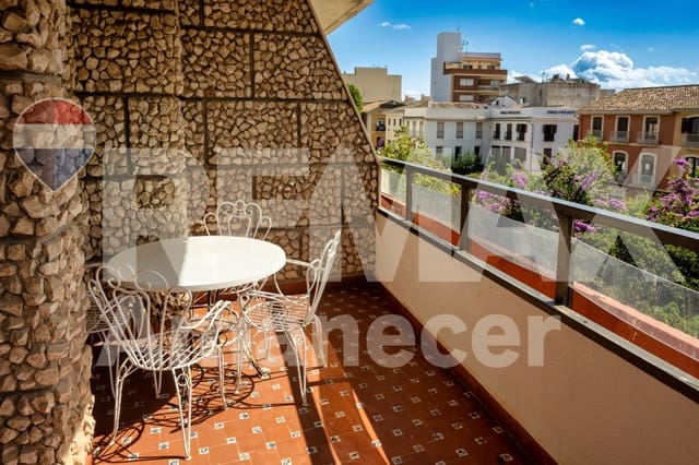 4 sypialnia Mieszkanie na sprzedaż w Centro Urbano, Dénia z garażem - 399 000 € (Ref: 9231018)