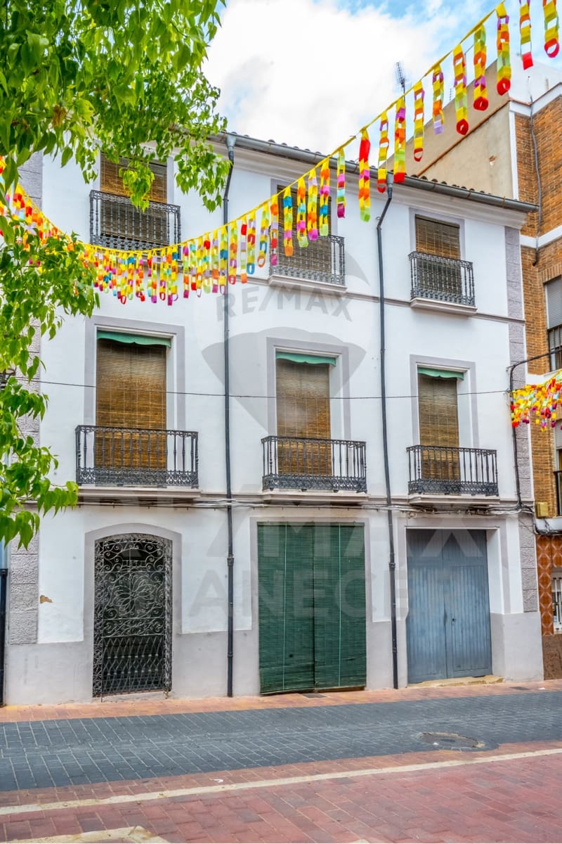 7 soverom Villa til salgs i Enguera med garasje - € 298 000 (Ref: 9233856)