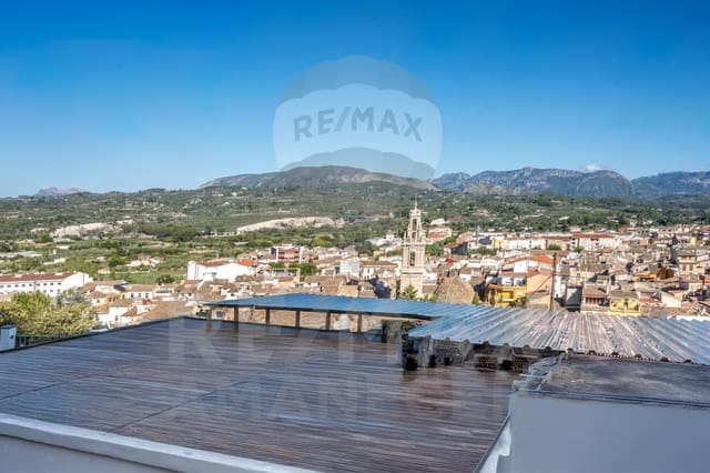 Chalet de 8 habitaciones en Cocentaina en venta - 280.000 € (Ref: 9233857)