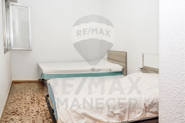 4 bedroom Flat for sale in Cocentaina - € 158,000 (Ref: 9234926)