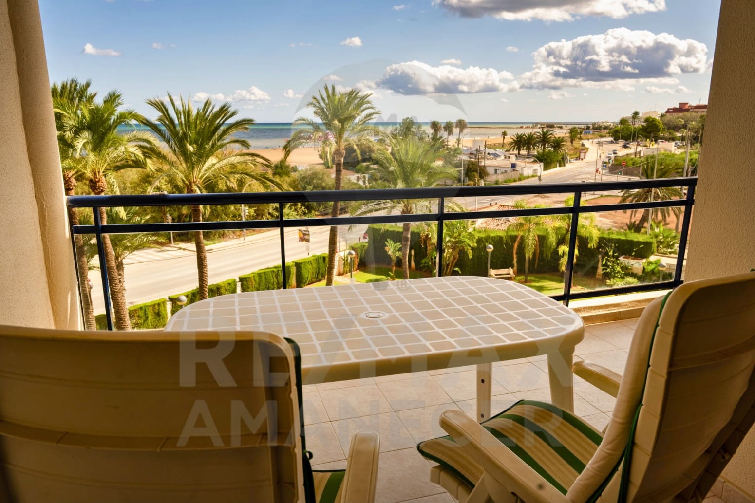 2 makuuhuone Asunto myytävänä paikassa Denia mukana 
autotalli - 365 000 € (Ref: 9261863)